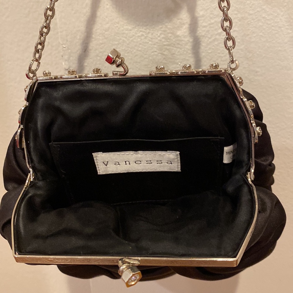 Beautiful Vanessa satin bag with rhinestones - Picture 10 of 11